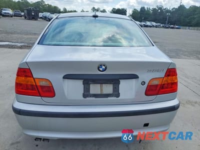 Zdjęcie 6 z 12 samochodu: 2005 BMW 325 I VIN:WBAEV33425KW16816 - miniatura