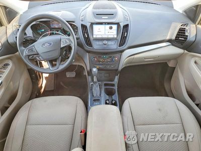 Zdjęcie 8 z 13 samochodu: 2017 FORD ESCAPE SE VIN:1FMCU9GD8HUE34066 - miniatura