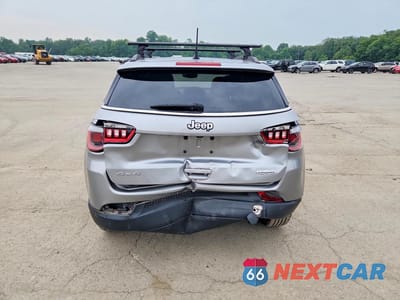 Zdjęcie 6 z 13 samochodu: 2017 JEEP COMPASS LATITUDE VIN:3C4NJDBB3HT651338 - miniatura