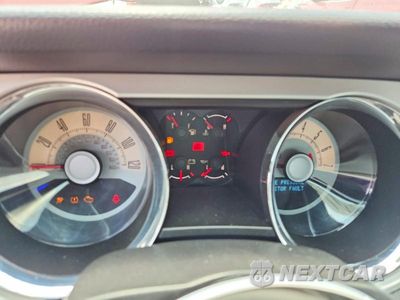 Zdjęcie 9 z 13 samochodu: 2010 FORD MUSTANG VIN:1ZVBP8AN8A5101754 - miniatura