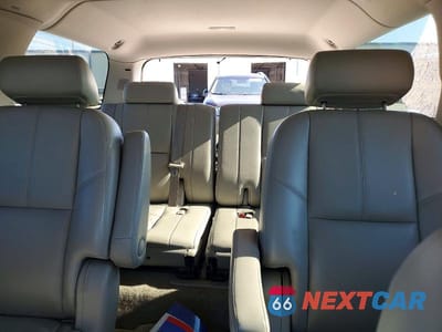 Zdjęcie 10 z 14 samochodu: 2007 CHEVROLET SUBURBAN K1500 VIN:1GNFK16387R349609 - miniatura