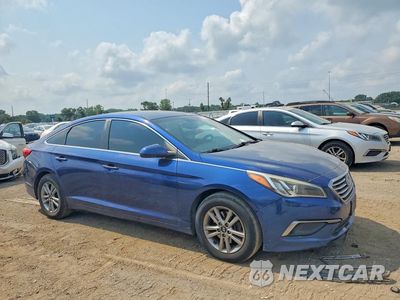 Czwarte zdjęcie samochodu z boku: 2016 HYUNDAI SONATA SE VIN:5NPE24AF4GH373050 - miniatura
