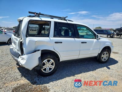 Trzecie zdjęcie samochodu z tyłu: 2005 HONDA PILOT EXL VIN:5FNYF18585B039385 - miniatura