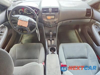 Zdjęcie 8 z 12 samochodu: 2007 HONDA ACCORD VALUE VIN:1HGCM56187A119385 - miniatura