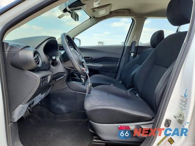 Zdjęcie 7 z 13 samochodu: 2023 NISSAN KICKS S VIN:3N1CP5BV5PL506714 - miniatura