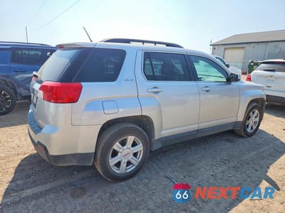 Trzecie zdjęcie samochodu z tyłu: 2014 GMC TERRAIN SLE VIN:2GKALREKXE6270320 - miniatura