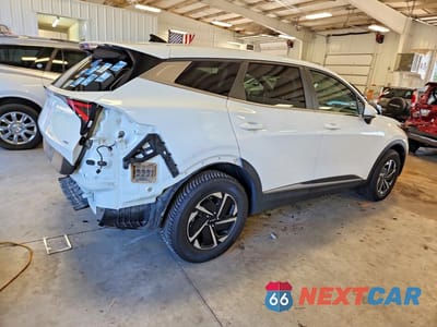 Trzecie zdjęcie samochodu z tyłu: 2023 KIA SPORTAGE LX VIN:KNDPUCAG8P7079970 - miniatura