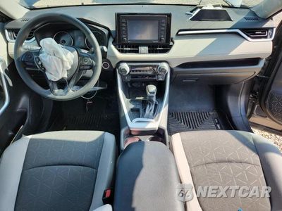 Zdjęcie 8 z 13 samochodu: 2021 TOYOTA RAV4 XLE VIN:2T3W1RFV5MC123729 - miniatura