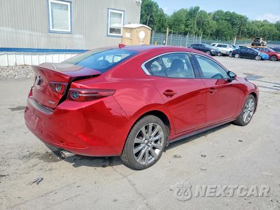 Trzecie zdjęcie samochodu z tyłu: 2021 MAZDA 3 PREMIUM VIN:3MZBPBDL3MM250417 - miniatura