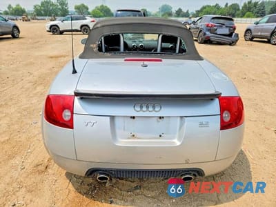 Zdjęcie 6 z 12 samochodu: 2005 AUDI TT 3.2 VIN:TRUUF28N951005099 - miniatura