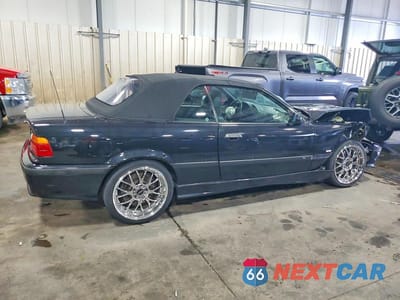 Trzecie zdjęcie samochodu z tyłu: 1998 BMW M3 AUTOMATIC VIN:WBSBK0338WEC39389 - miniatura