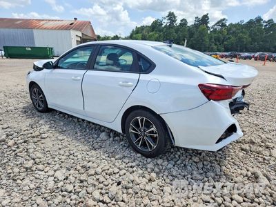 Drugie zdjęcie samochodu z przodu: 2023 KIA FORTE LXS VIN:3KPF24AD9PE597518 - miniatura
