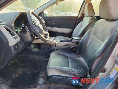 Zdjęcie 7 z 13 samochodu: 2019 HONDA HR-V LX VIN:3CZRU6H36KG710395 - miniatura