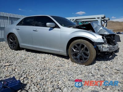 Czwarte zdjęcie samochodu z boku: 2021 CHRYSLER 300 S VIN:2C3CCABG8MH529044 - miniatura