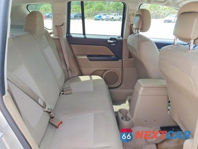 Zdjęcie 11 z 13 samochodu: 2014 JEEP COMPASS SPORT VIN:1C4NJCBB8ED539520 - miniatura