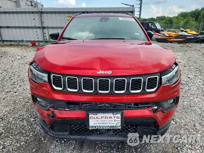 Piąte zdjęcie samochodu w środku: 2025 JEEP COMPASS LATITUDE VIN:3C4NJDBN6ST526254 - miniatura