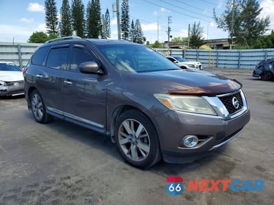 Czwarte zdjęcie samochodu z boku: 2015 NISSAN PATHFINDER PLATINUM VIN:5N1AR2MN5FC626643 - miniatura