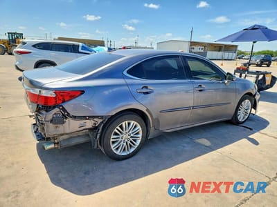 Trzecie zdjęcie samochodu z tyłu: 2013 LEXUS ES 350 VIN:JTHBK1GG8D2028052 - miniatura
