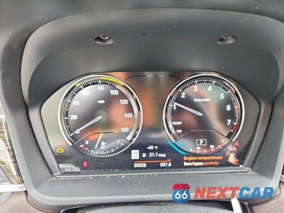 Zdjęcie 9 z 13 samochodu: 2020 BMW X1 XDRIVE28I VIN:WBXJG9C02L5P98821 - miniatura