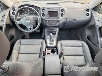 Zdjęcie 8 z 13 samochodu: 2017 VOLKSWAGEN TIGUAN S VIN:WVGAV7AX8HK000432 - miniatura