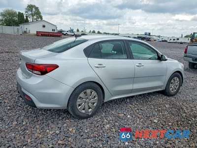 Trzecie zdjęcie samochodu z tyłu: 2018 KIA RIO S VIN:3KPA24AB7JE075924 - miniatura