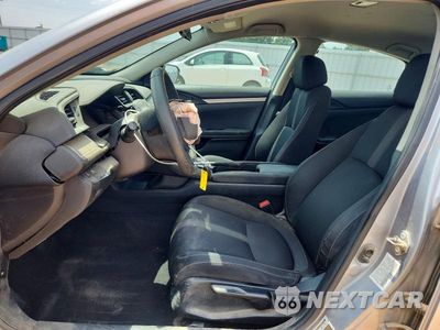 Zdjęcie 7 z 12 samochodu: 2019 HONDA CIVIC LX VIN:19XFC2F67KE030101 - miniatura