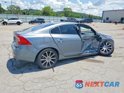 Trzecie zdjęcie samochodu z tyłu: 2017 VOLVO S60 PREMIER VIN:LYV402HK3HB149018 - miniatura