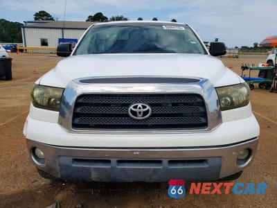 Piąte zdjęcie samochodu w środku: 2009 TOYOTA TUNDRA SR5 VIN:5TFDW54189X088963 - miniatura