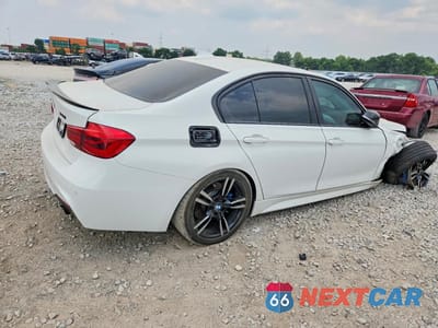 Trzecie zdjęcie samochodu z tyłu: 2018 BMW 340 XI VIN:WBA8B7C52JA585587 - miniatura