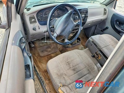 Zdjęcie 8 z 12 samochodu: 1996 FORD RANGER VIN:1FTCR10A2TUC29942 - miniatura