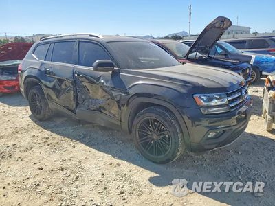 Czwarte zdjęcie samochodu z boku: 2018 VOLKSWAGEN ATLAS SE VIN:1V2CR2CA5JC565202 - miniatura