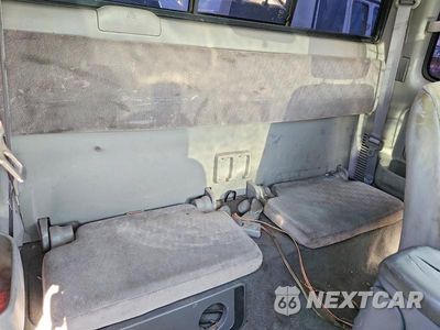 Zdjęcie 10 z 13 samochodu: 2004 TOYOTA TACOMA XTRACAB VIN:5TEWN72N64Z434815 - miniatura