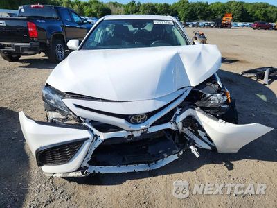 Zdjęcie 11 z 13 samochodu: 2022 TOYOTA CAMRY SE VIN:4T1G11BK2NU069090 - miniatura