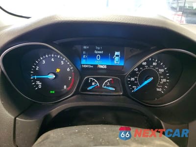 Zdjęcie 9 z 12 samochodu: 2018 FORD FOCUS SE VIN:1FADP3FE4JL236352 - miniatura