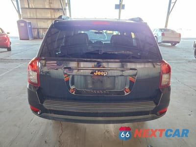Zdjęcie 6 z 12 samochodu: 2014 JEEP COMPASS VIN:1C4NJCBA0ED573832 - miniatura