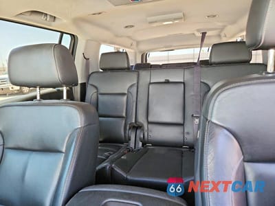 Zdjęcie 10 z 14 samochodu: 2016 CHEVROLET SUBURBAN C1500 LT VIN:1GNSCHKC3GR143530 - miniatura