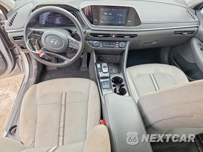 Zdjęcie 8 z 13 samochodu: 2020 HYUNDAI SONATA SEL VIN:5NPEF4JA2LH037786 - miniatura