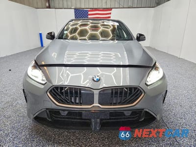 Piąte zdjęcie samochodu w środku: 2026 BMW 228 VIN:WBA83GG05T7U41835 - miniatura