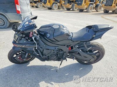 Trzecie zdjęcie samochodu z tyłu: 2018 YAMAHA YZF890 VIN:JYARN39EXJA003911 - miniatura