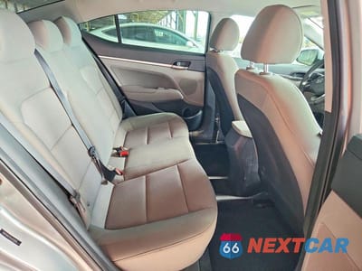 Zdjęcie 10 z 13 samochodu: 2020 HYUNDAI ELANTRA SEL VIN:5NPD84LF0LH592878 - miniatura