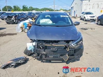 Piąte zdjęcie samochodu w środku: 2025 NISSAN VERSA SV VIN:3N1CN8EV3SL835939 - miniatura