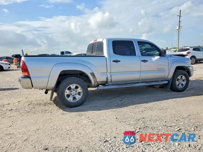 Trzecie zdjęcie samochodu z tyłu: 2006 TOYOTA TACOMA DOUBLE CAB PRERUNNER LONG BED VIN:3TMKU72NX6M006036 - miniatura
