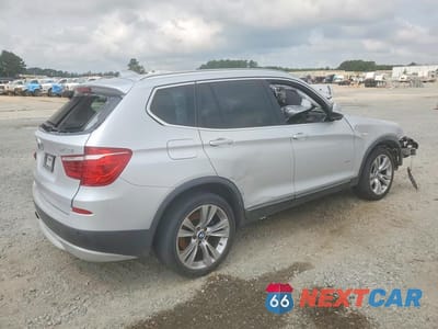 Trzecie zdjęcie samochodu z tyłu: 2011 BMW X3 XDRIVE35I VIN:5UXWX7C51BL732739 - miniatura