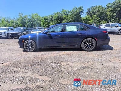 Zdjęcie 14 z 14 samochodu: 2026 BMW 740 XI VIN:WBA33EH02TCW78982 - miniatura