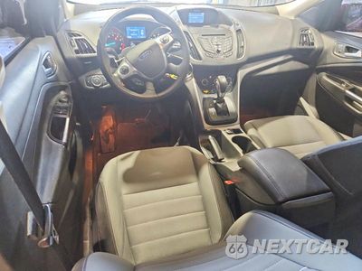 Zdjęcie 8 z 14 samochodu: 2015 FORD ESCAPE SE VIN:1FMCU9G95FUB03857 - miniatura