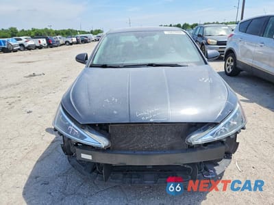 Piąte zdjęcie samochodu w środku: 2020 HYUNDAI ELANTRA SE VIN:5NPD74LFXLH556389 - miniatura
