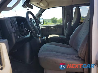 Zdjęcie 7 z 13 samochodu: 2019 CHEVROLET EXPRESS G3500 LT VIN:1GAZGPFG2K1196612 - miniatura