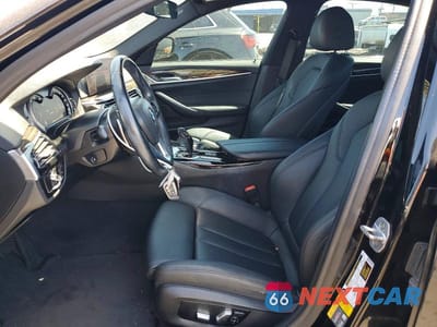 Zdjęcie 7 z 12 samochodu: 2019 BMW 530E VIN:WBAJA9C57KB254290 - miniatura
