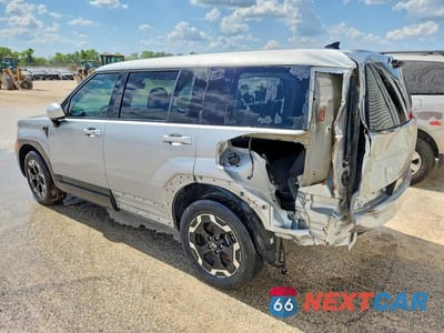 Drugie zdjęcie samochodu z przodu: 2024 HYUNDAI SANTA FE SE VIN:5NMP14GL0RH040871 - miniatura