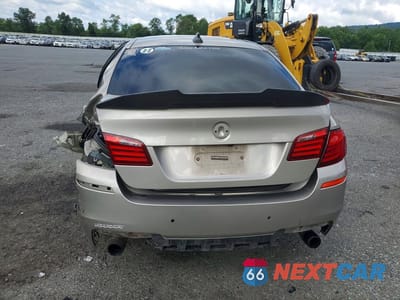 Zdjęcie 6 z 12 samochodu: 2011 BMW 535 XI VIN:WBAFU7C55BC777464 - miniatura